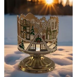 Bath & Body Works Holiday Village Scene 3-Wick‎ Candle Holder Limited Edition